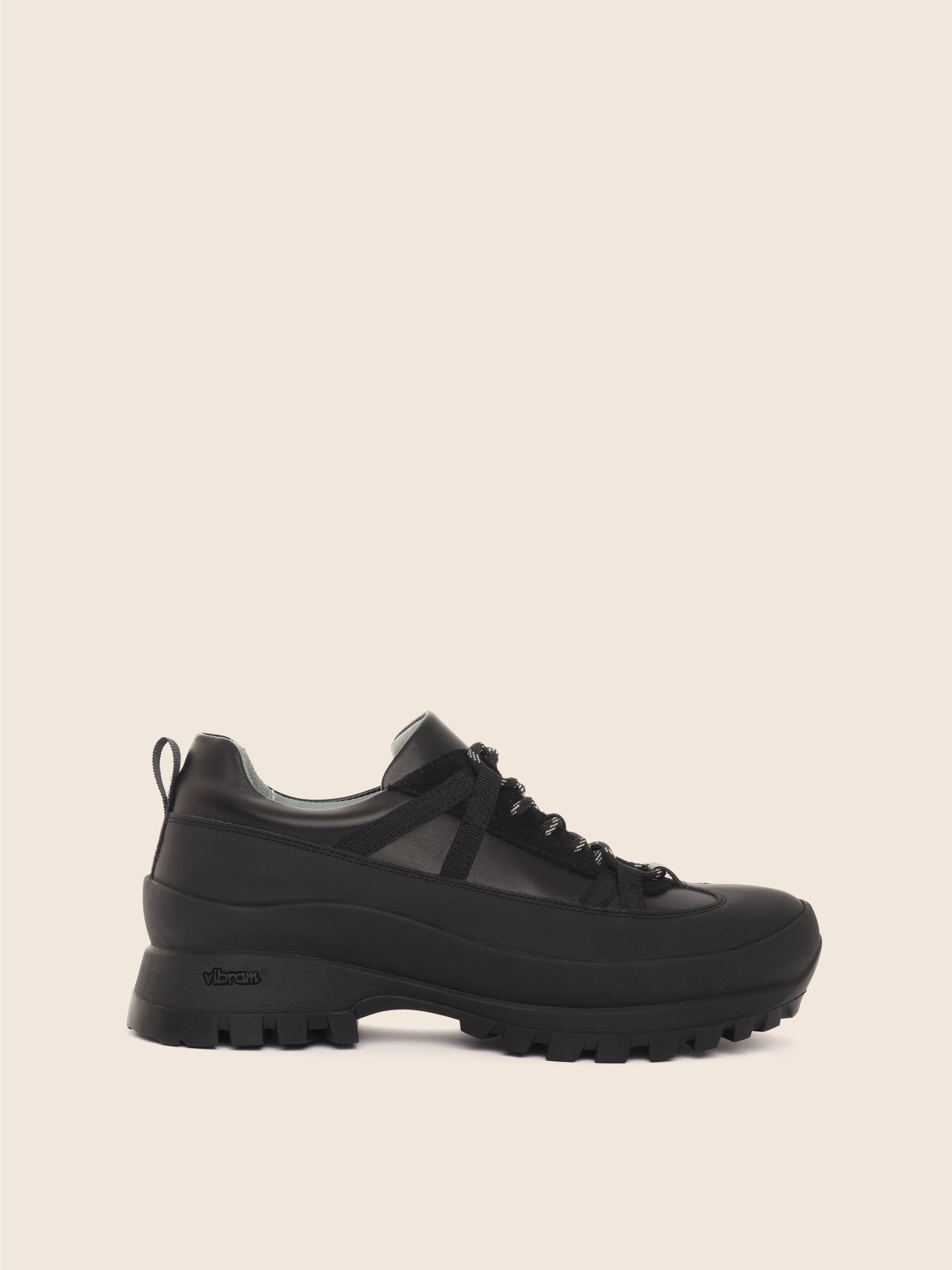 Beja Black Sneaker