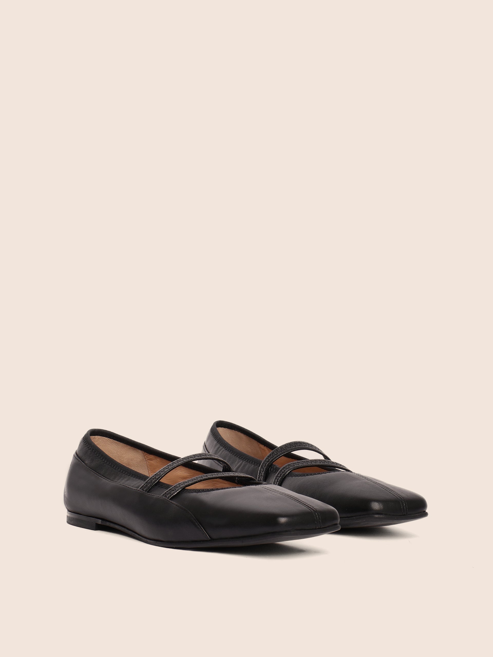 Velas Black Ballerina