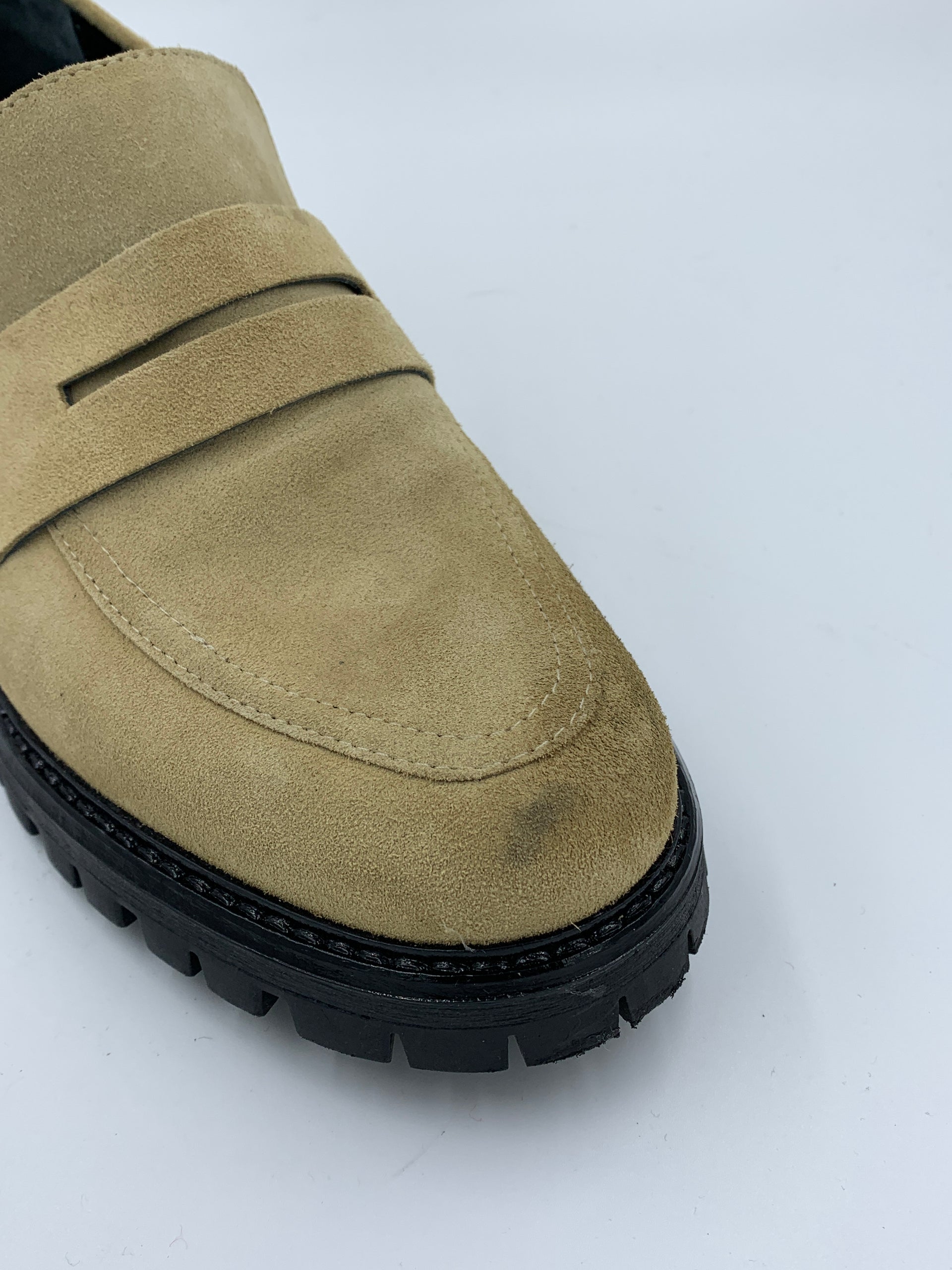 Seconde main Sintra Loafer Sand