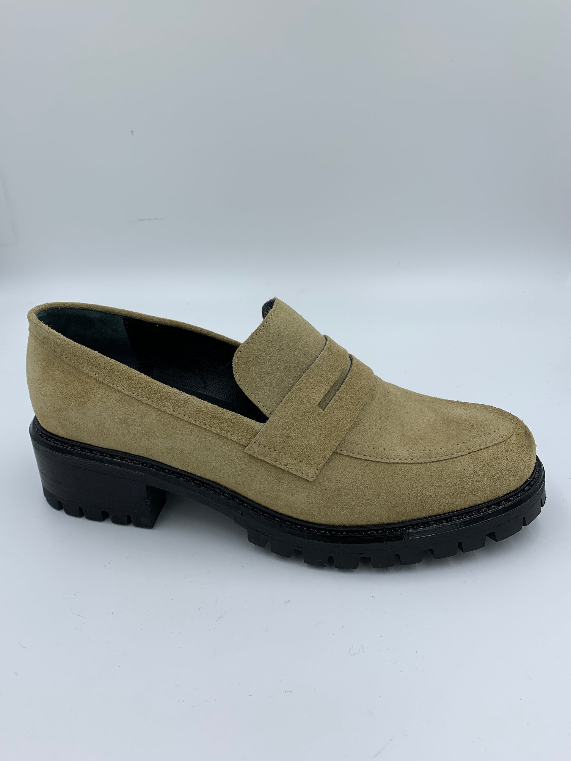 Second Hand Sintra Sand Loafer