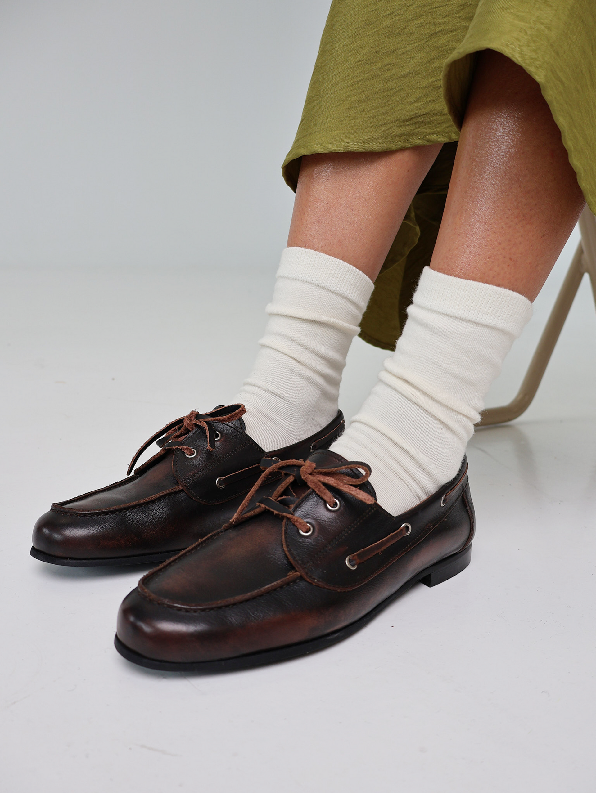 Nola Brown Flat